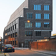 Bockhorner Klinkerziegelei: Backsteinexpressionismus kombiniert mit britischer Zurückhaltung