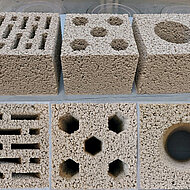 Recycling statt Downcycling: Leichtbetonsteine aus mineralischen Reststoffen