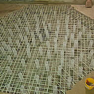 Schöck Bauteile: Solides Fundament für tonnenschweres High Tech-Gerät