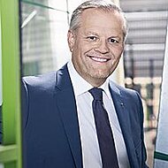 Erweiterung der Firmenzentrale baut Brücke in die Zukunft