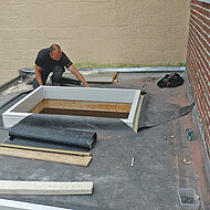 Skylux: Maximaler Lichteinfall mit ebenen Glaskuppeln