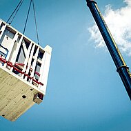 BayWa: Erfolg von Badmodul-Start-up Tjiko wird belohnt