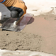 »Botament M300 Speed«: Standfeste Schnell-Spachtelmasse mit perfekter Modellierbarkeit