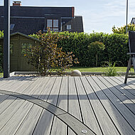 WPC-Dielen mit Schutzmantel und Langzeitgarantie