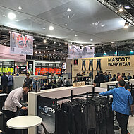 Mascot präsentiert neue Sicherheits­kleidung auf 700 m2 großem Messestand