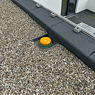 »Doppelte Sicherheit bei der Flachdach- und Balkonentwässerung«