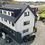 Bereit für die Zukunft: Dreifamilienhaus-Neubau 