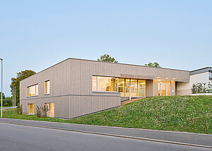 Bestand und Neubau im architektonischen Dialog