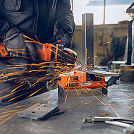 Flexibler Schraubstock für magnetische Oberflächen