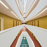 LEIPFINGER-BADER: Ein natürlicher Allrounder für Innenwandlösungen