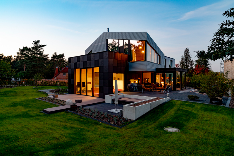 Schüco: Kreatives Spiel mit Raumkörpern