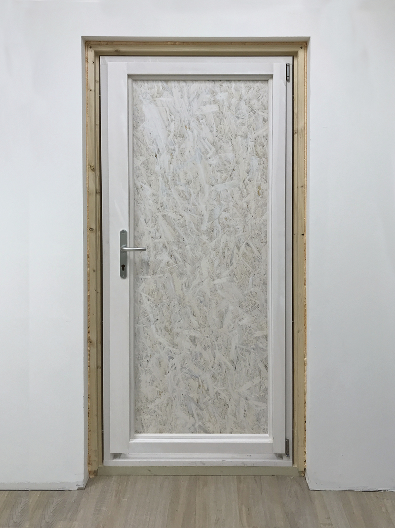 Kneer: Schutz für hochwertige Holz-Haustüren