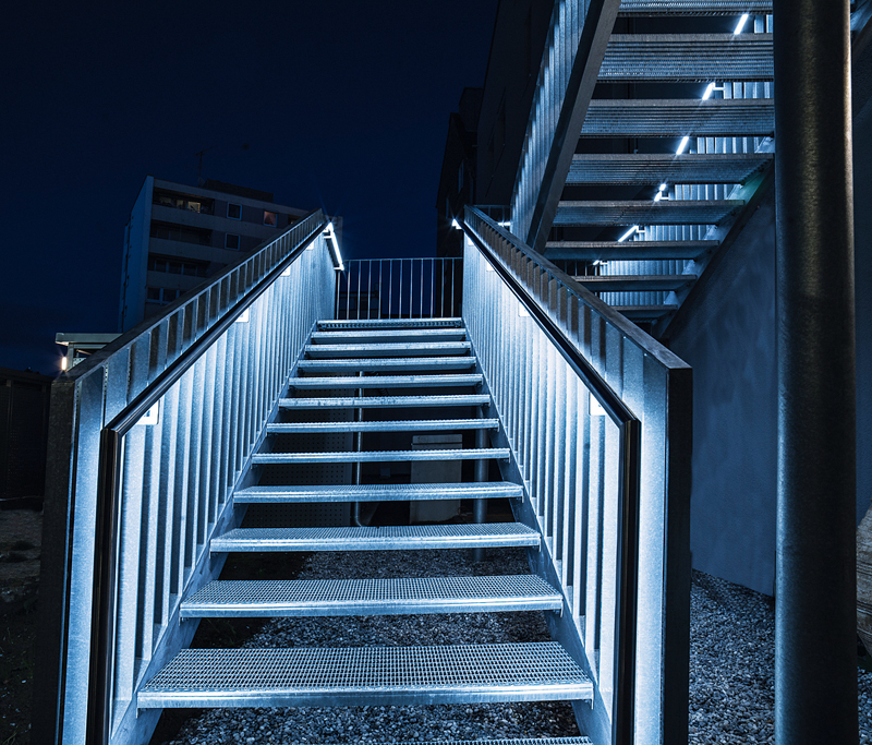 Lux Glender: »Licht-im-Handlauf-System« für mehr Sicherheit