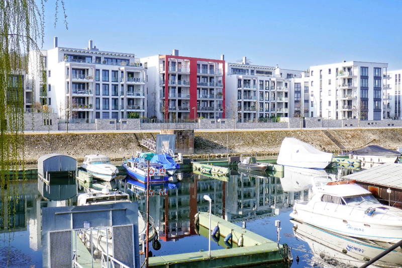 UNIKA: BAUEN MIT CHARAKTER