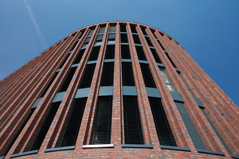 Wienerberger: Unterschiedlich gerasterter Klinker als Strukturelement