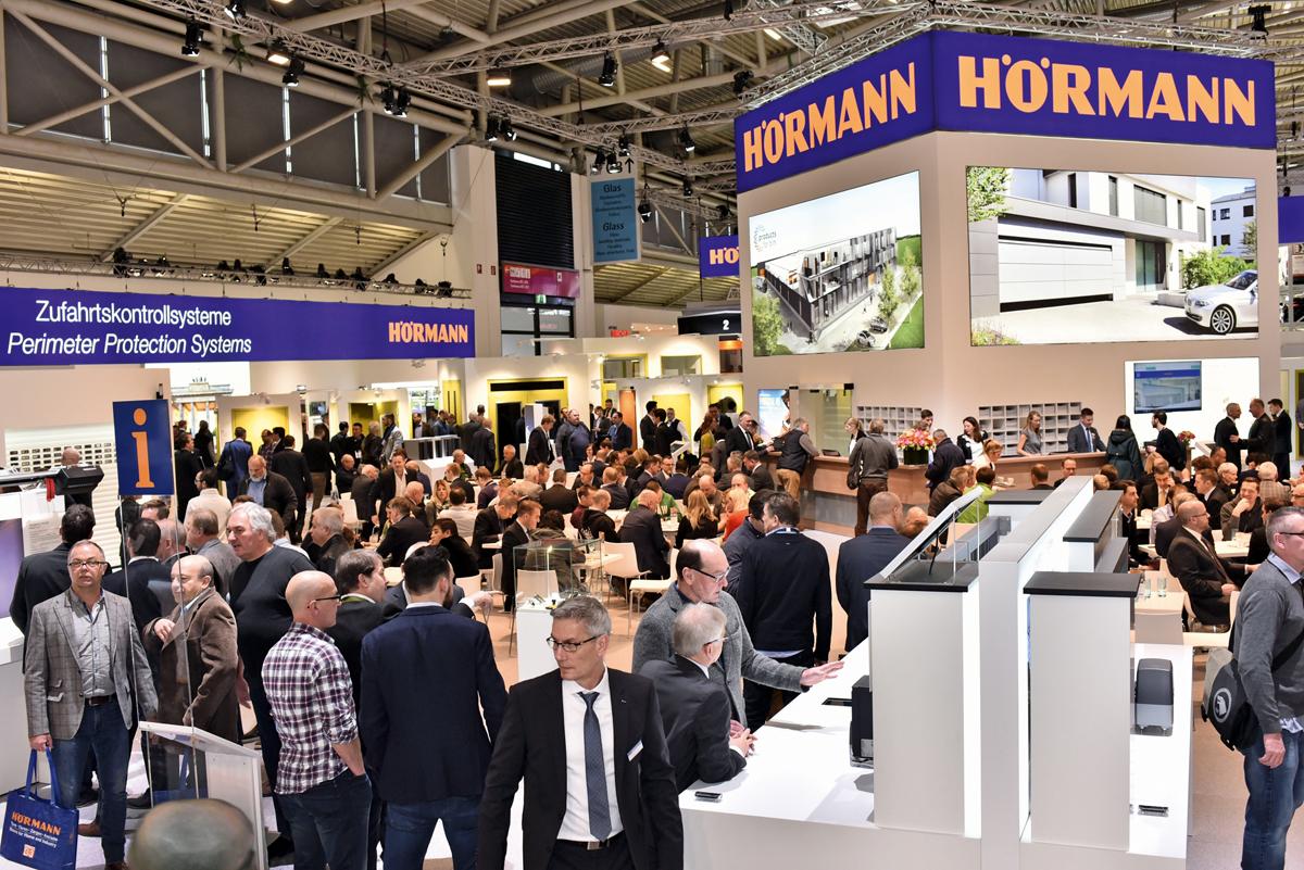 Umfassendes Sortiment vor internationalem Publikum