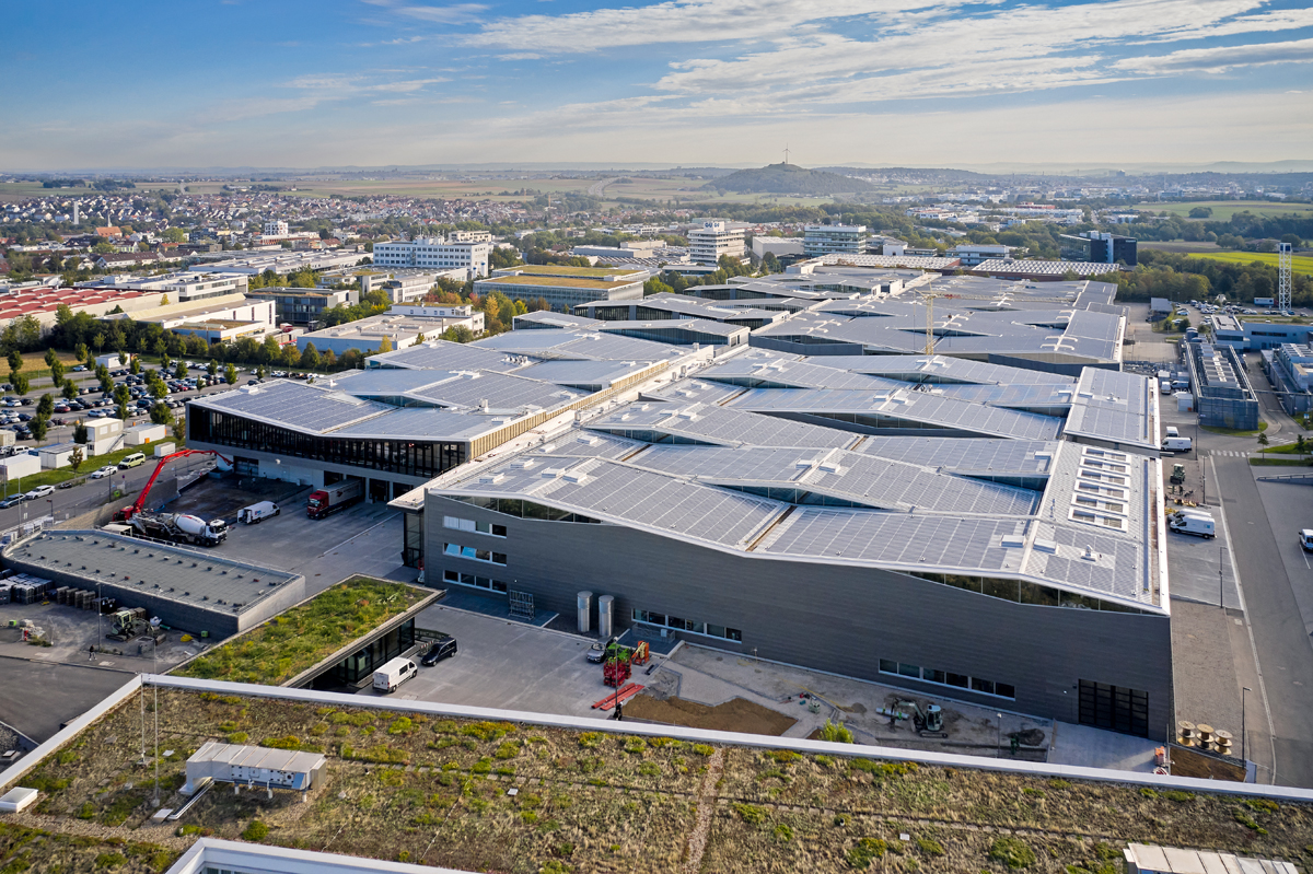 Solarenergie für neue Werkshallen
