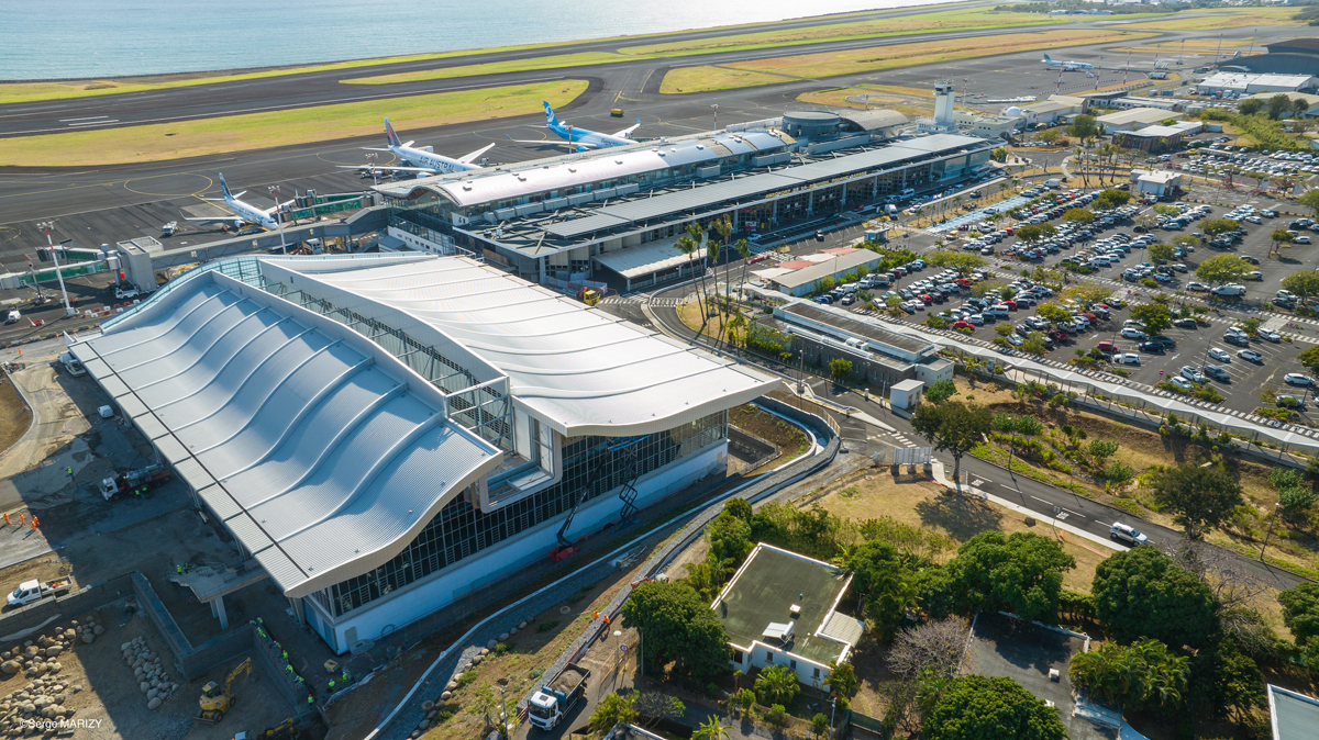 Bau des größten bioklimatischen Flughafenterminals 