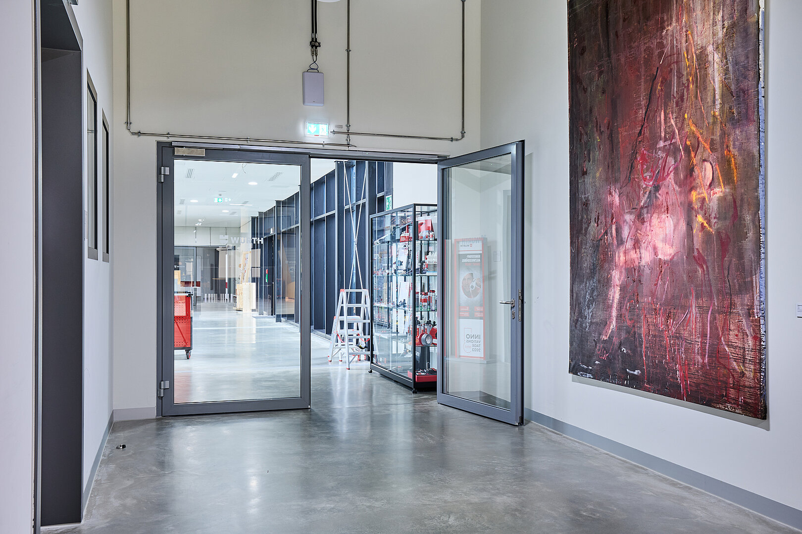 Abgestimmte Türlösungen für Innovationszentrum