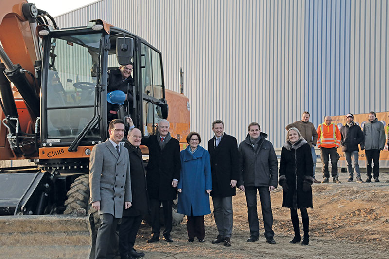 Spatenstich beim Rehauer Familienunternehmen