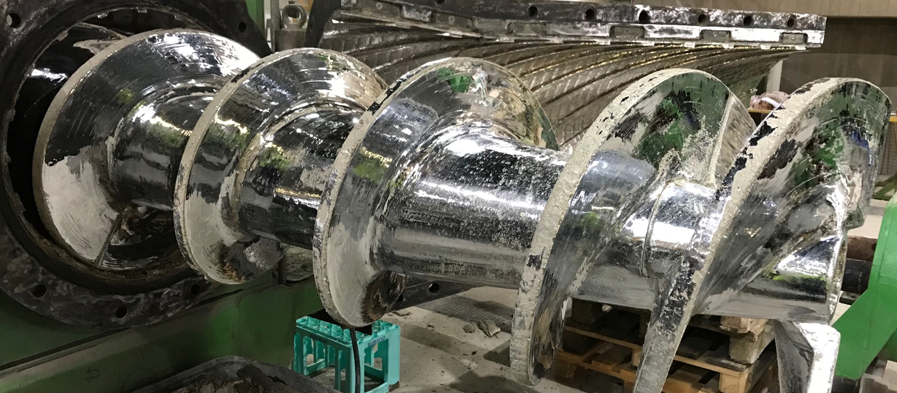 LEIPFINGER-BADER: Ziegel formen mit Chrom